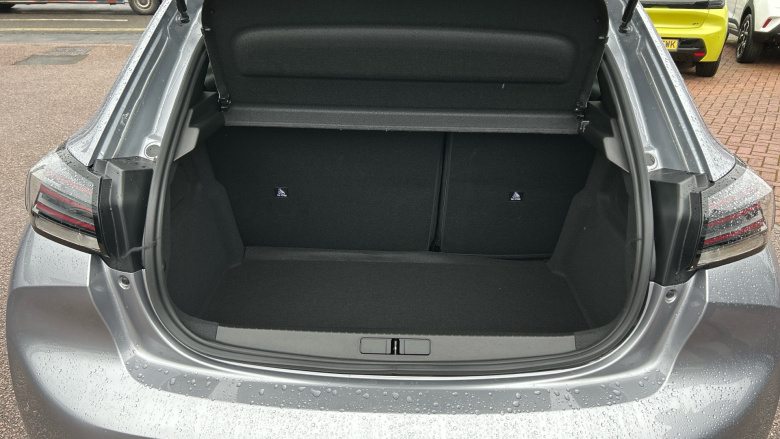 Peugeot 208 1.2 PureTech 100 Allure 5dr Petrol Hatchback